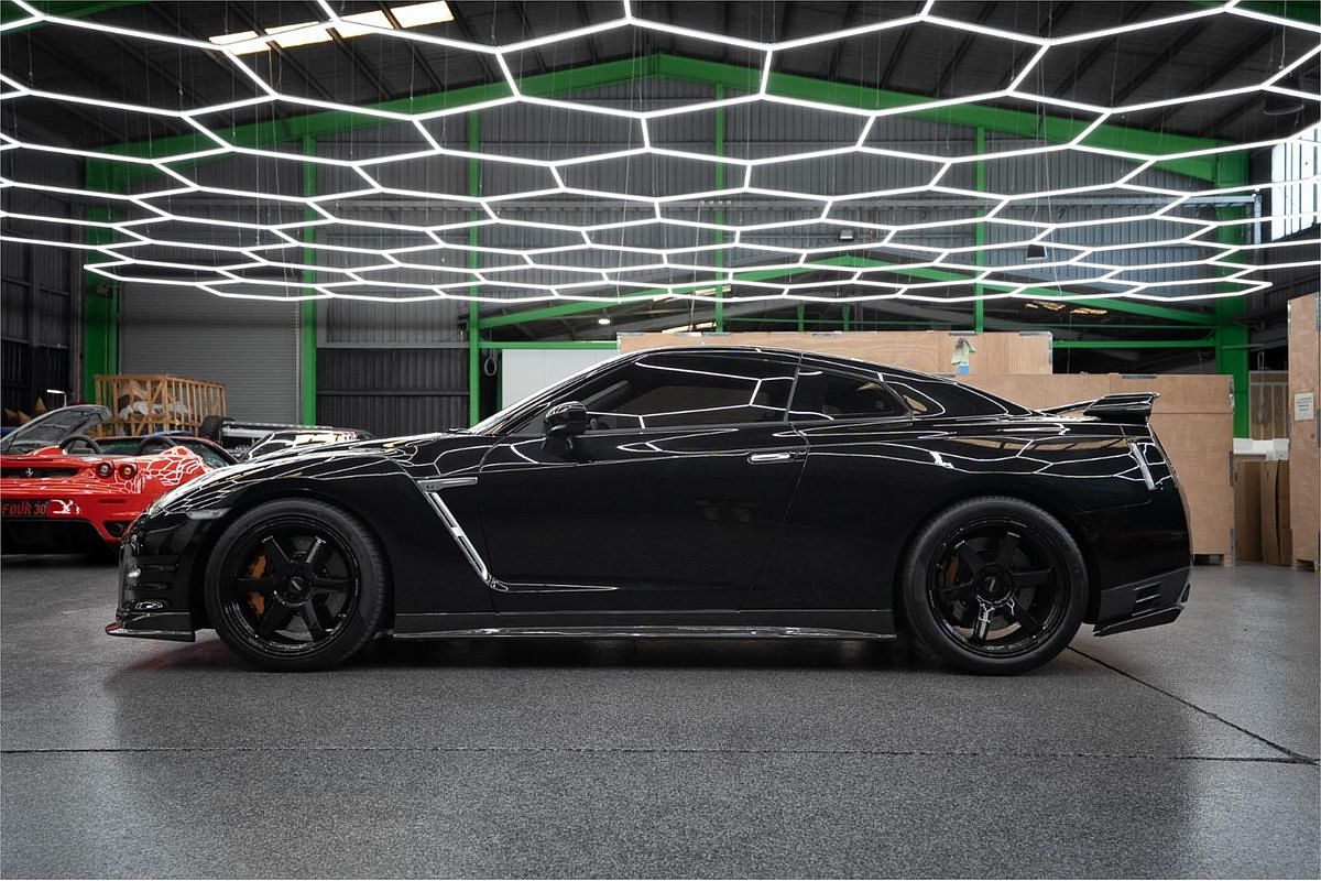 2016 Nissan GT-R Premium R35