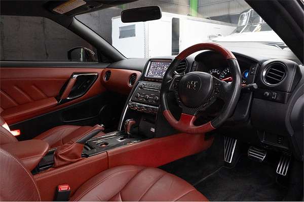 2016 Nissan GT-R Premium R35