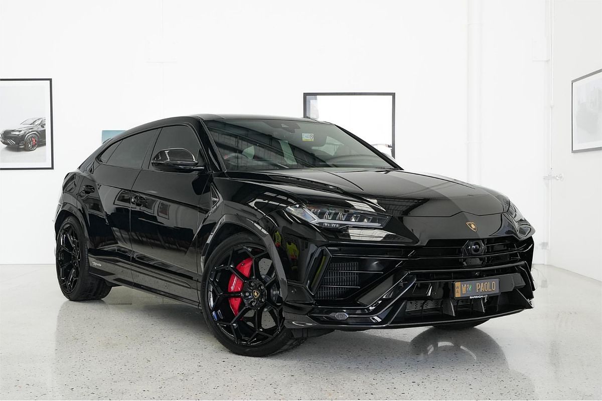2022 Lamborghini Urus 636
