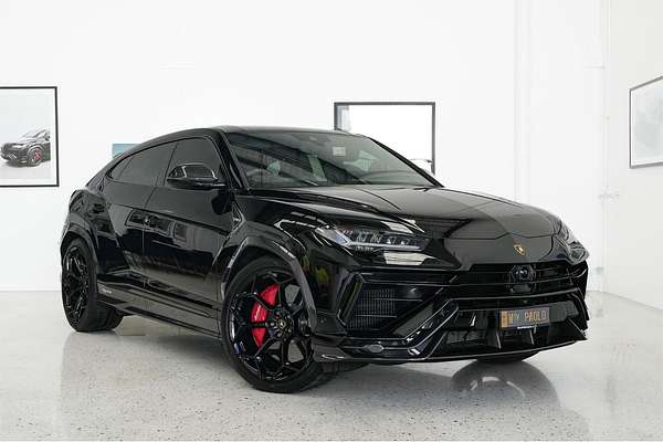 2022 Lamborghini Urus 636