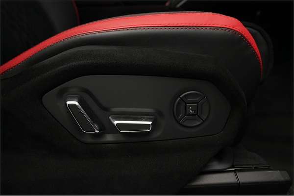 2022 Lamborghini Urus 636