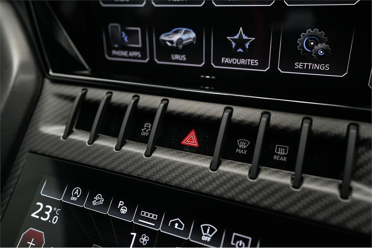 2022 Lamborghini Urus 636