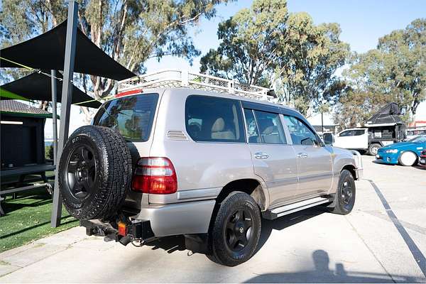 2003 Toyota Landcruiser GXL UZJ100R