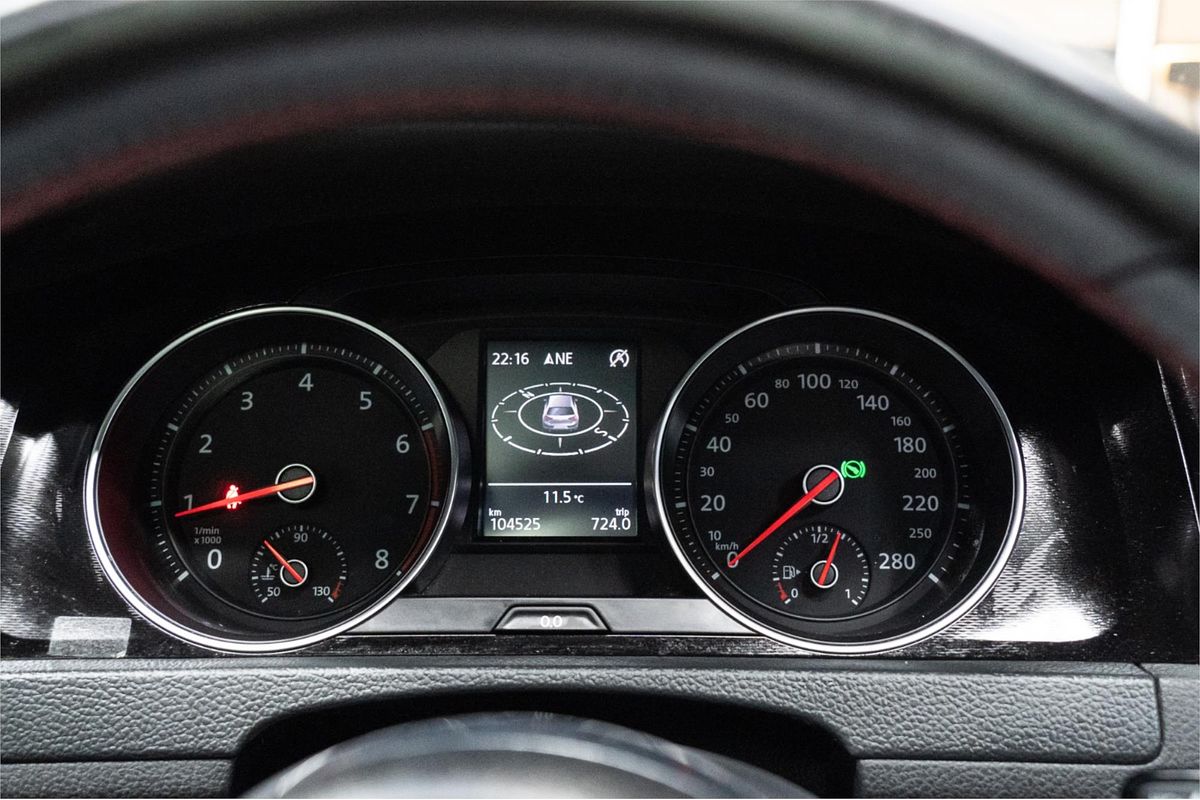2013 Volkswagen Golf GTI 7