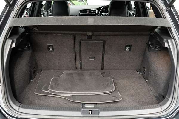 2013 Volkswagen Golf GTI 7
