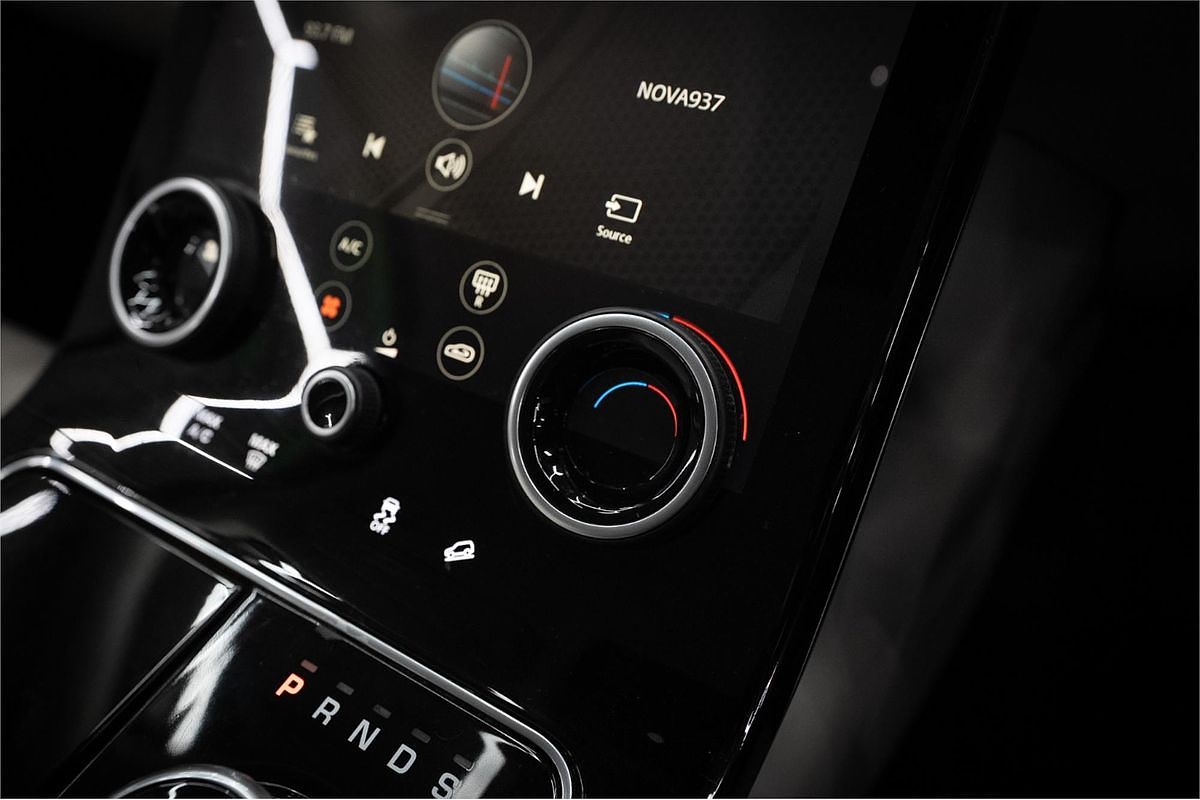 2017 Land Rover Range Rover Velar D240 S L560