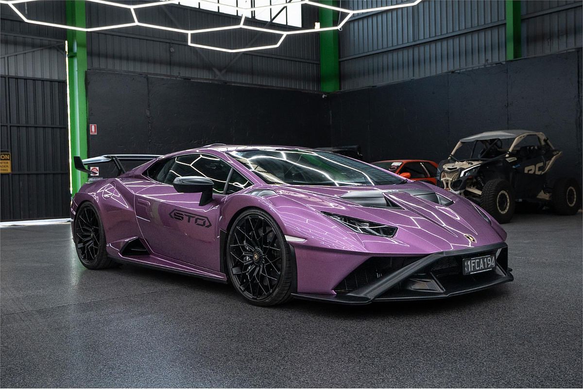 2022 Lamborghini Huracan STO 724