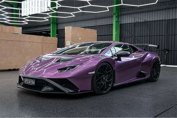 2022 Lamborghini Huracan STO 724