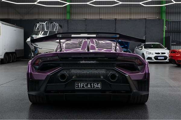 2022 Lamborghini Huracan STO 724