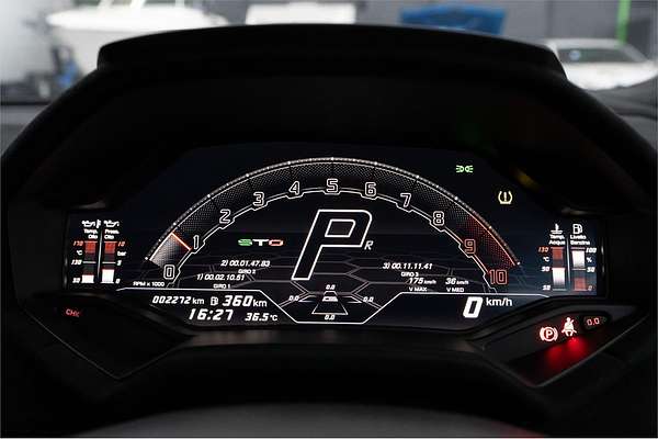 2022 Lamborghini Huracan STO 724