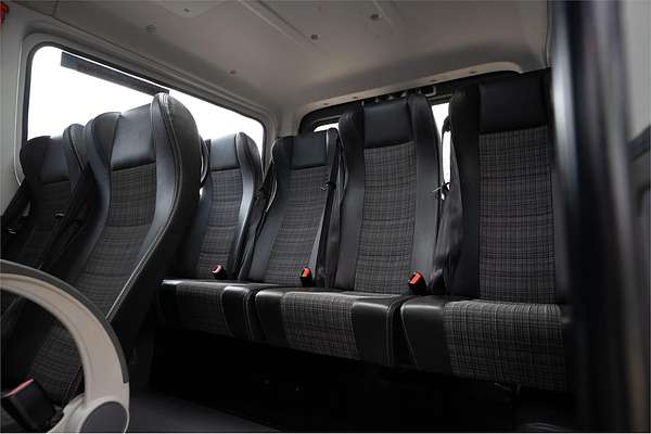 2021 Volkswagen Crafter Minibus TDI410 SY1