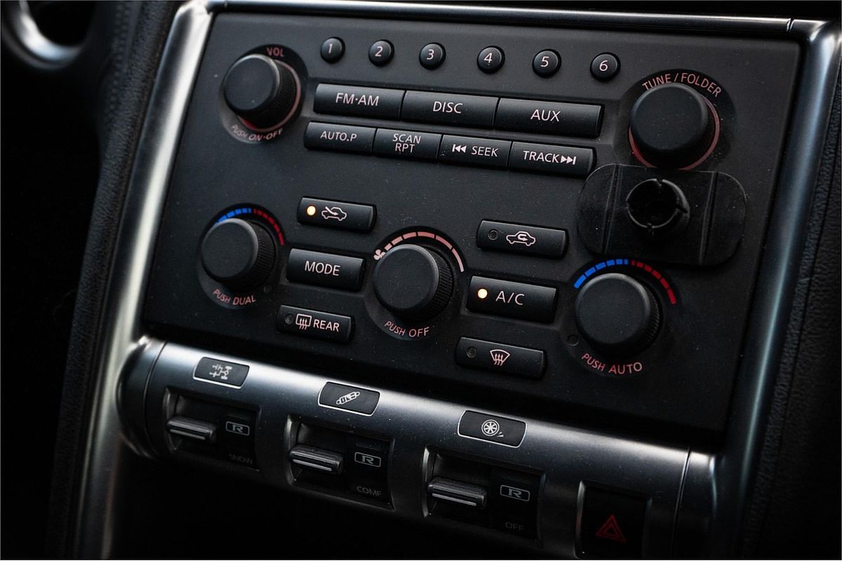 2010 Nissan GT-R Premium R35