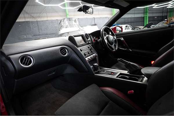 2010 Nissan GT-R Premium R35
