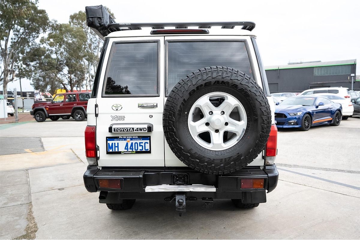 2011 Toyota Landcruiser Workmate VDJ76R