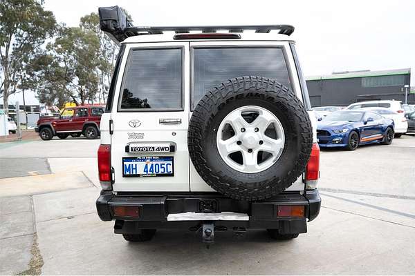 2011 Toyota Landcruiser Workmate VDJ76R