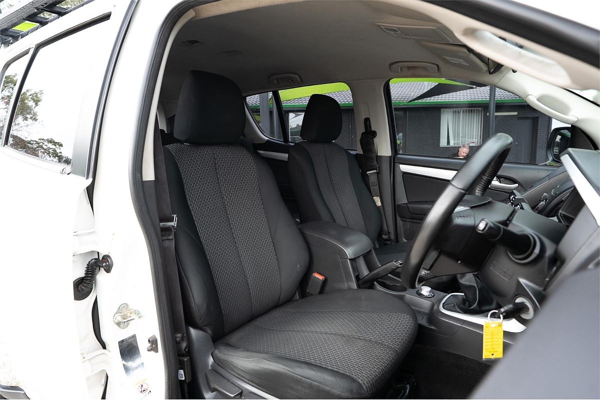 2016 Isuzu MU-X LS-M