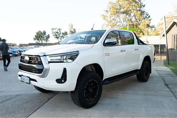 2020 Toyota Hilux SR5 GUN126R 4X4
