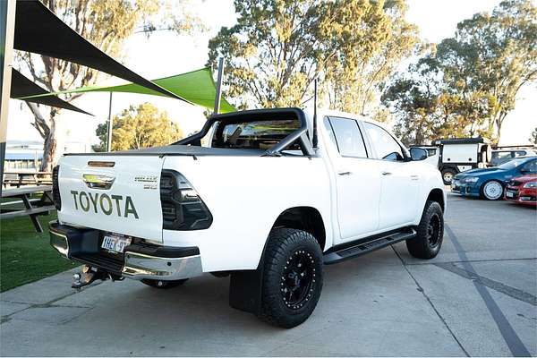 2020 Toyota Hilux SR5 GUN126R 4X4