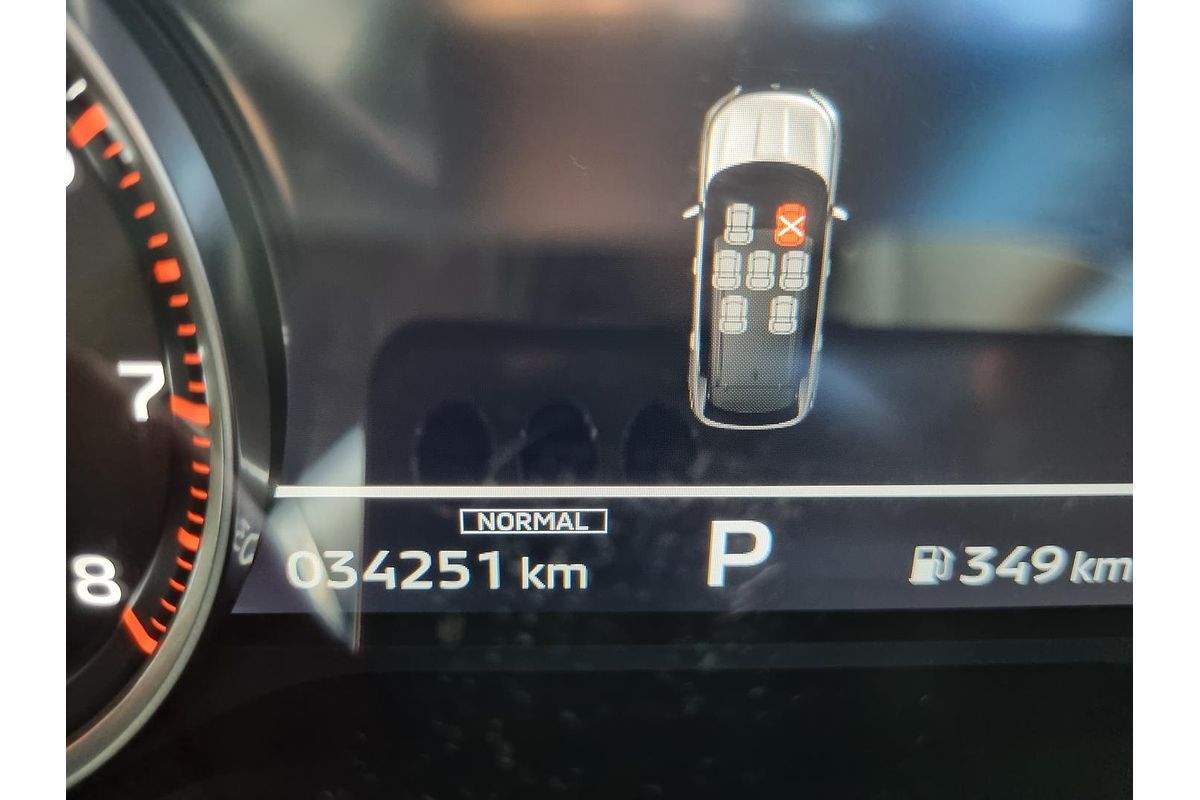 2023 Mitsubishi Outlander Black Edition ZM