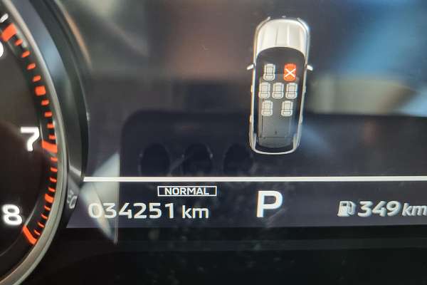 2023 Mitsubishi Outlander Black Edition ZM