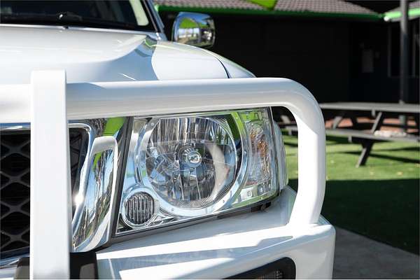 2013 Nissan Patrol ST Y61