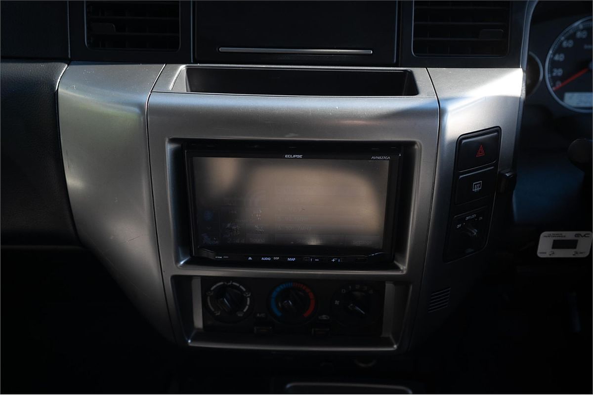 2013 Nissan Patrol ST Y61