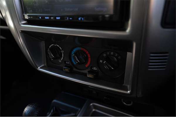 2013 Nissan Patrol ST Y61