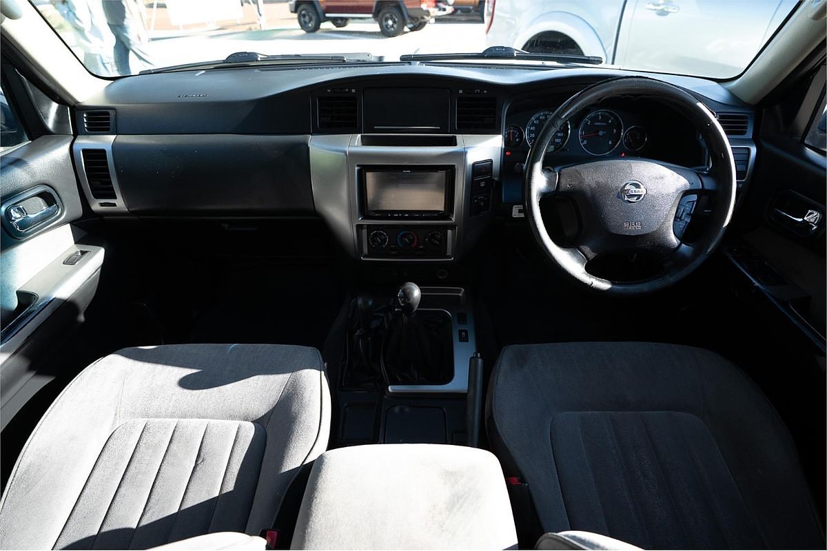 2013 Nissan Patrol ST Y61