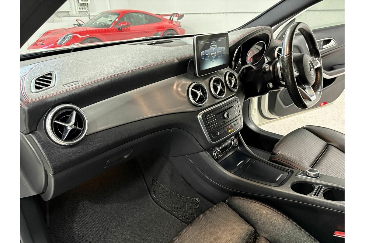 2016 Mercedes-Benz GLA-Class GLA200 d X156