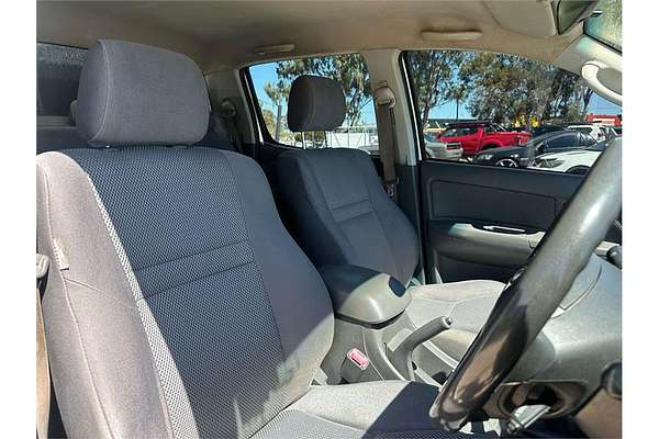 2012 Toyota Hilux SR KUN26R 4X4