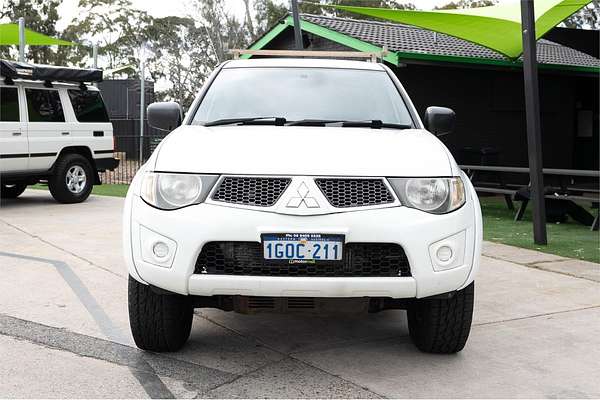2011 Mitsubishi Triton GL-R MN 4X4