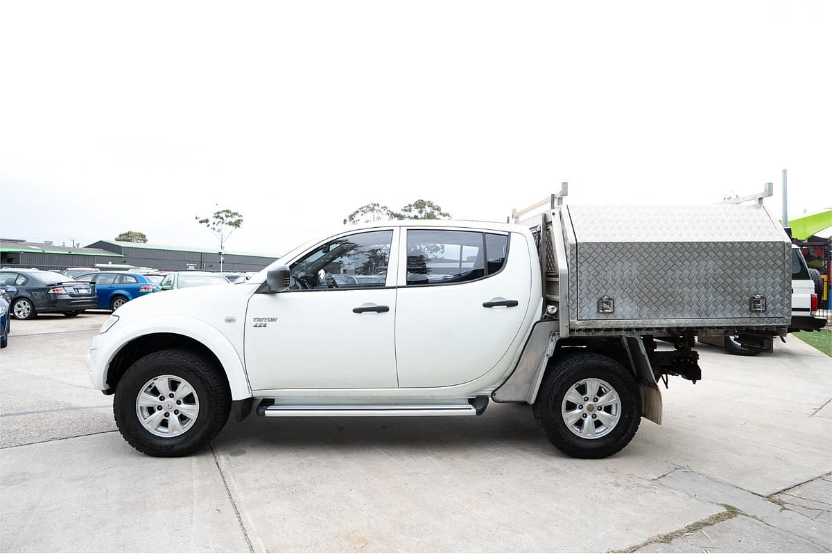 2011 Mitsubishi Triton GL-R MN 4X4