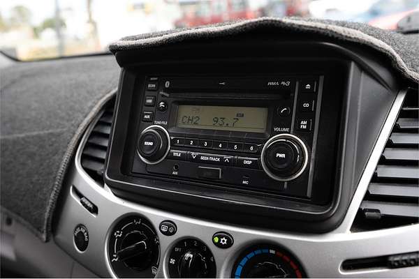 2011 Mitsubishi Triton GL-R MN 4X4