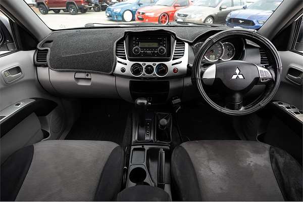 2011 Mitsubishi Triton GL-R MN 4X4