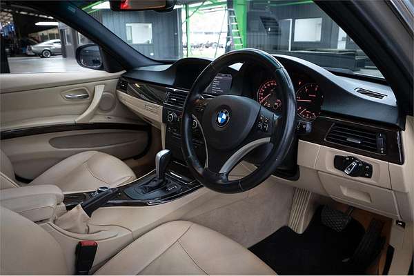 2011 BMW 3 Series 320d Lifestyle E90