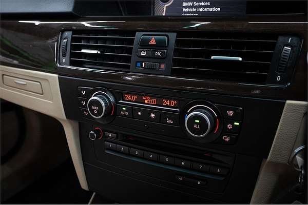 2011 BMW 3 Series 320d Lifestyle E90