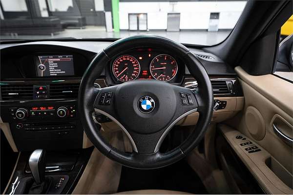 2011 BMW 3 Series 320d Lifestyle E90