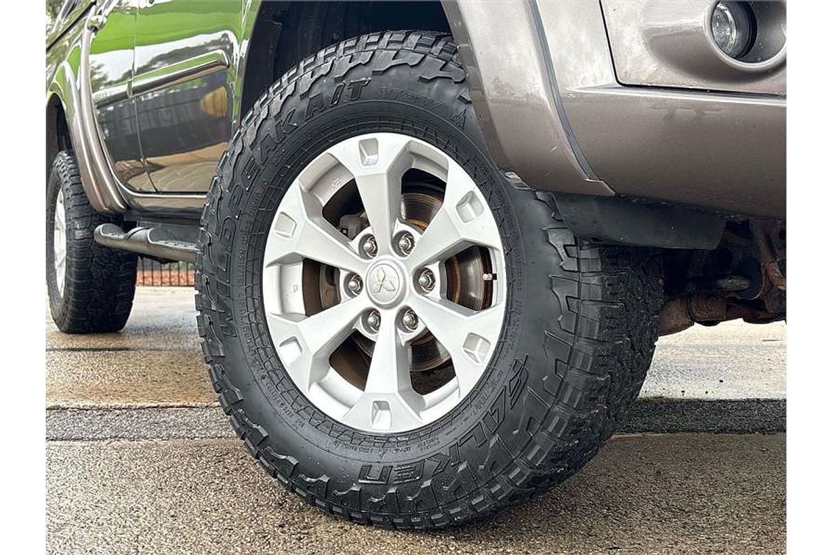2013 Mitsubishi Triton GLX-R MN 4X4
