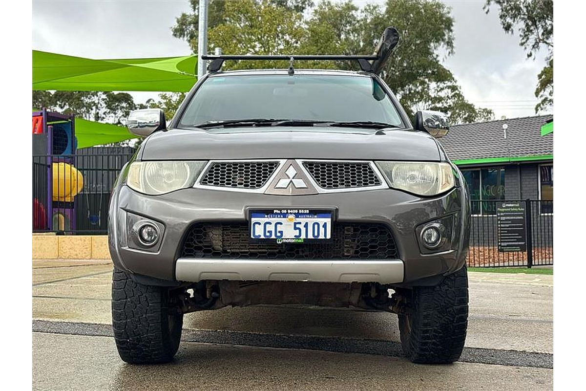 2013 Mitsubishi Triton GLX-R MN 4X4