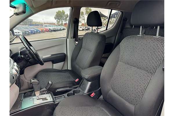 2013 Mitsubishi Triton GLX-R MN 4X4