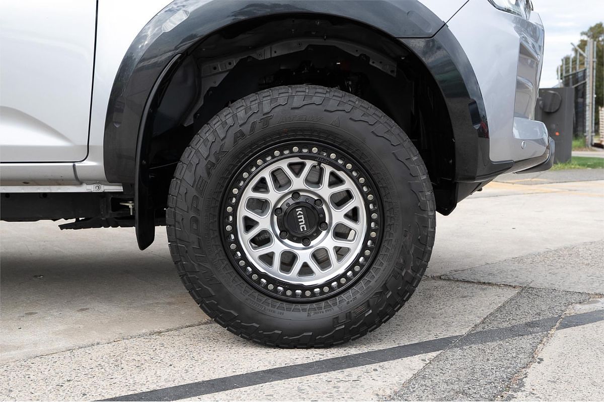 2023 Isuzu D-MAX X-TERRAIN 4X4