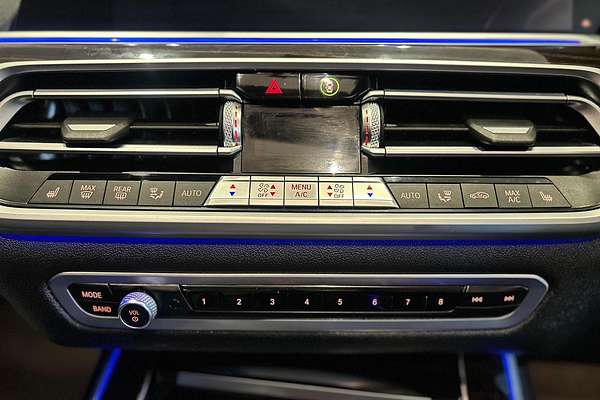 2020 BMW X7 xDrive30d G07