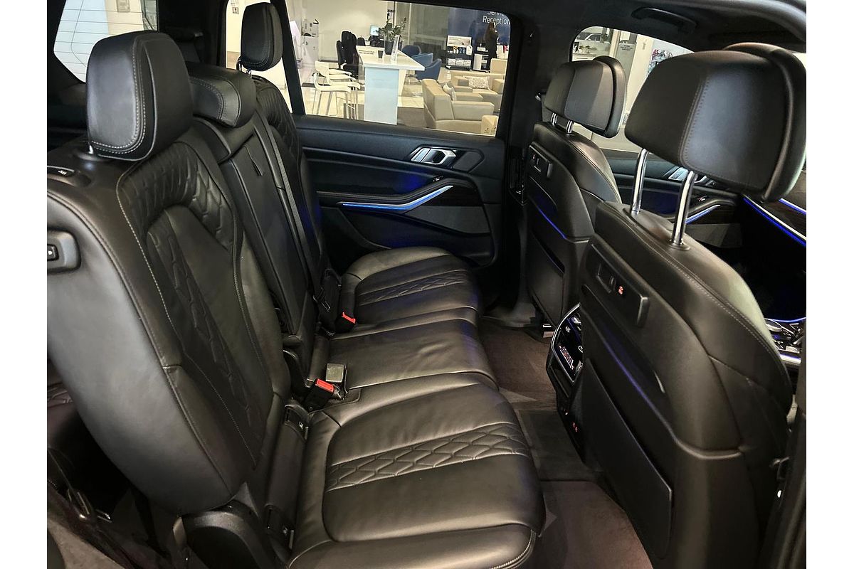 2020 BMW X7 xDrive30d G07