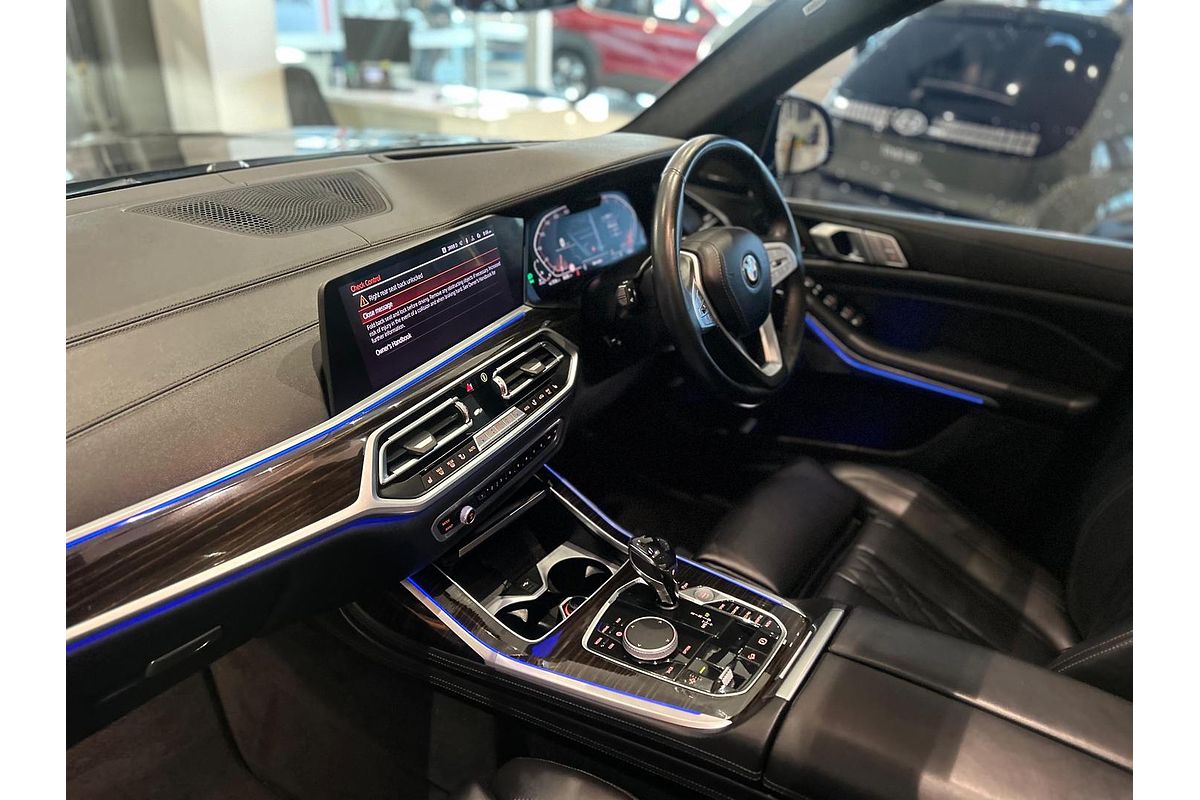2020 BMW X7 xDrive30d G07
