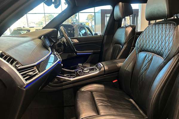 2020 BMW X7 xDrive30d G07