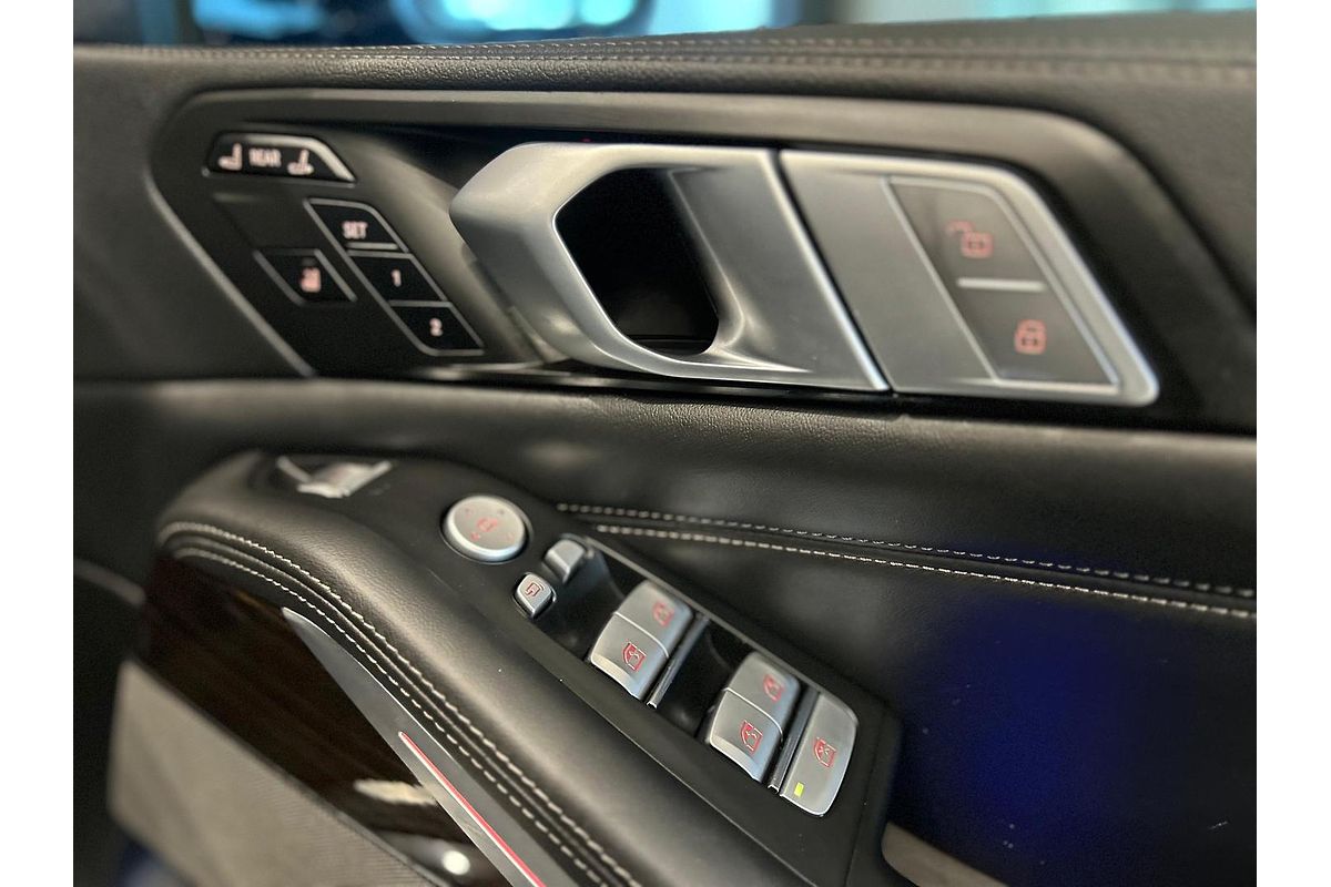 2020 BMW X7 xDrive30d G07