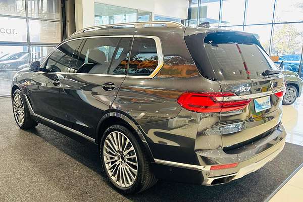 2020 BMW X7 xDrive30d G07