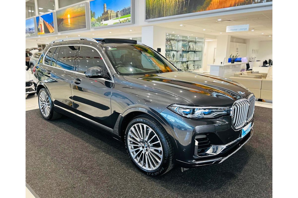 2020 BMW X7 xDrive30d G07