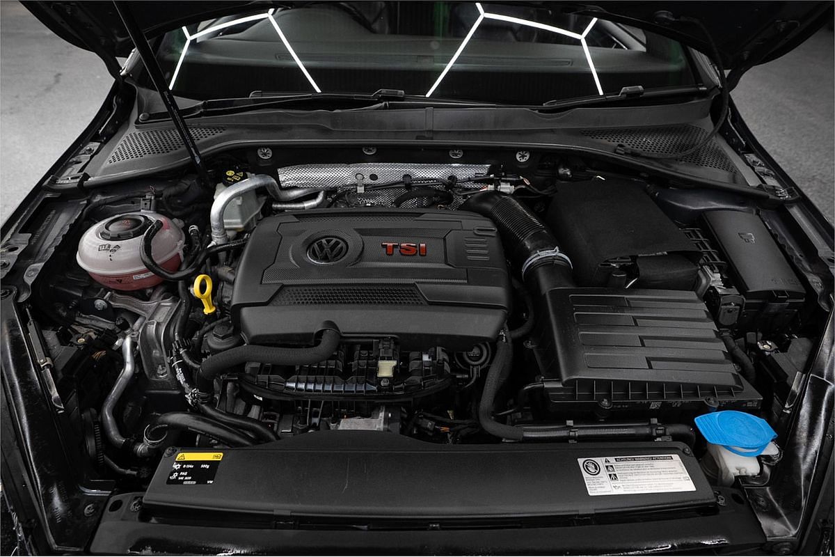 2014 Volkswagen Golf GTI Performance 7