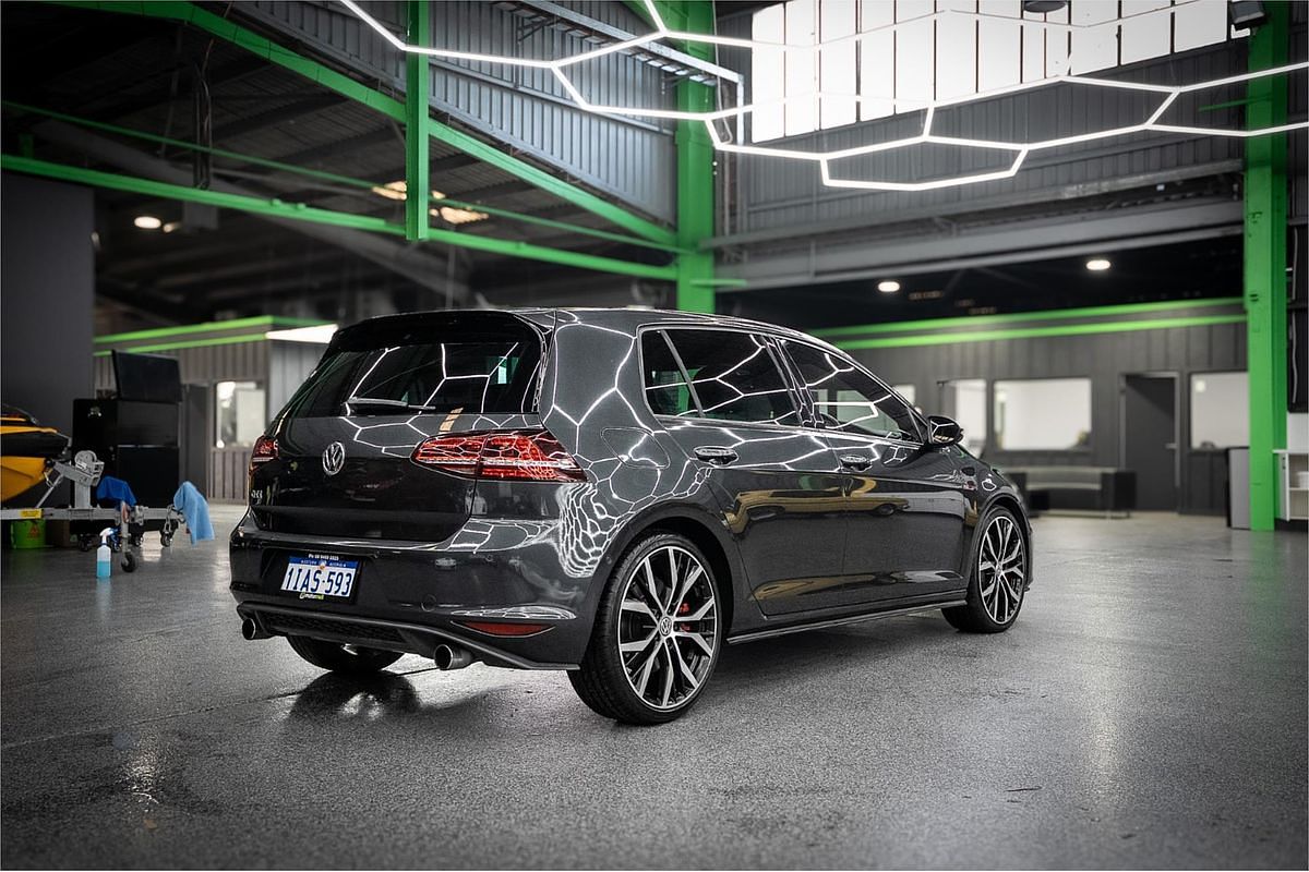2014 Volkswagen Golf GTI Performance 7